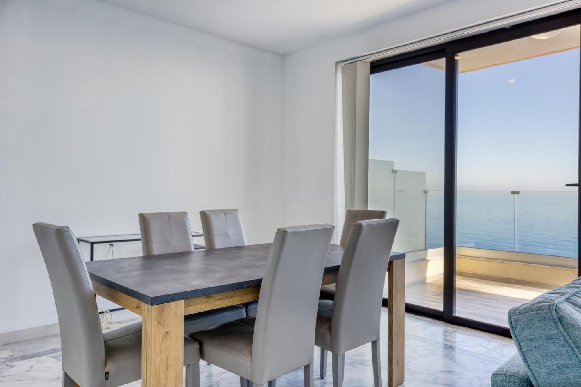 Seafront Sliema Apartment With Balcony & Sea Views By Jl 外观 照片