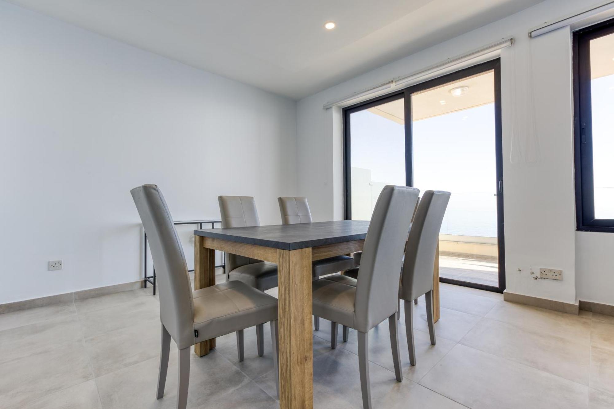 Seafront Sliema Apartment With Balcony & Sea Views By Jl 外观 照片